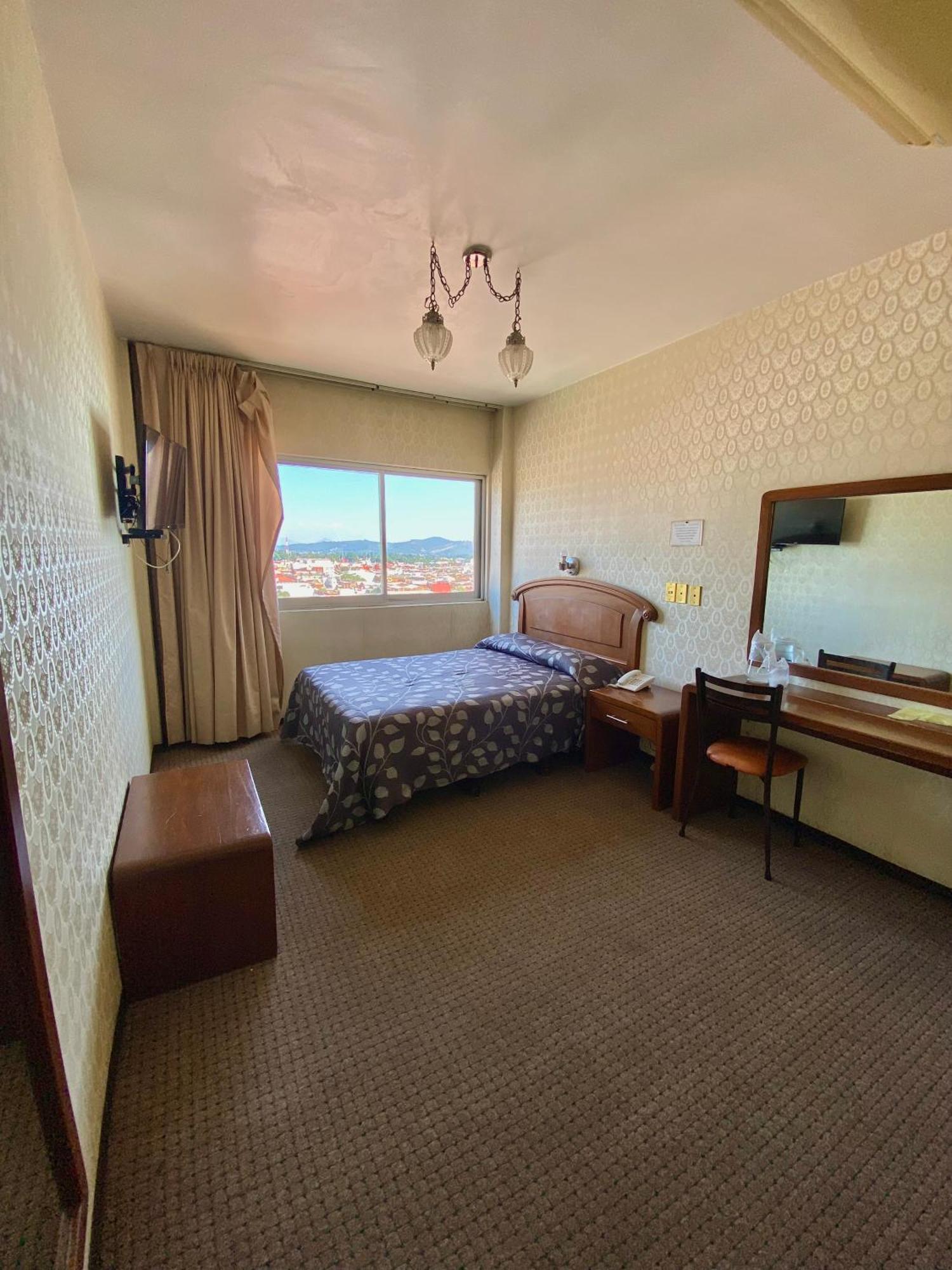 Nuevo Hotel Alameda De Uruapan Uruapan  Екстер'єр фото