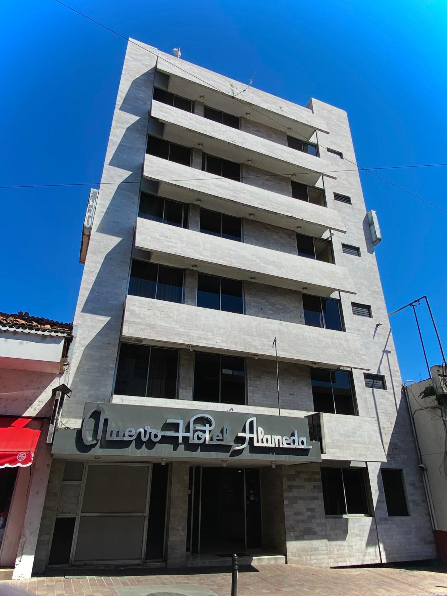 Nuevo Hotel Alameda De Uruapan Uruapan  Екстер'єр фото